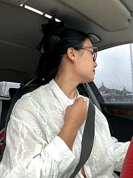 wen521 online show from 09/21/25, 03:22