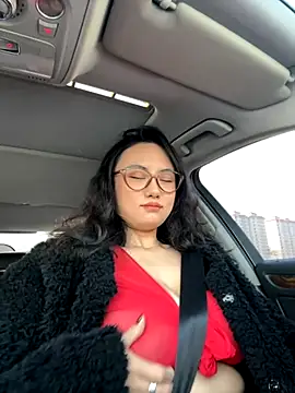 wen521 online show from 12/01/25, 01:06