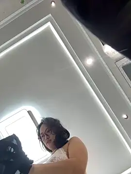 wen521 online show from 10/26/25, 07:20