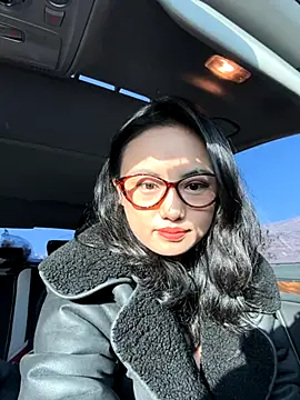 wen521 online show from 11/28/25, 01:17