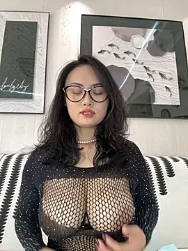 wen521 online show from 12/17/25, 01:10