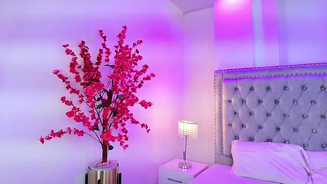 Snapshot of Ahilin_luther chatting on 11/18/25, 11:57 Ahilin luther online show from 11/18/25, 11:57