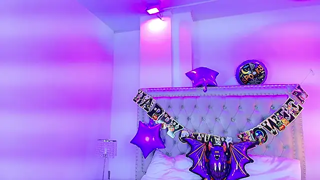 Snapshot of Ahilin_luther chatting on 10/30/25, 02:47 Ahilin luther online show from 10/30/25, 02:47