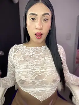Snapshot of isabela_l chatting on 03/15/26, 09:44 isabela l online show from 03/15/26, 09:44
