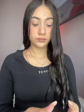 isabela l online show from 09/21/25, 05:40