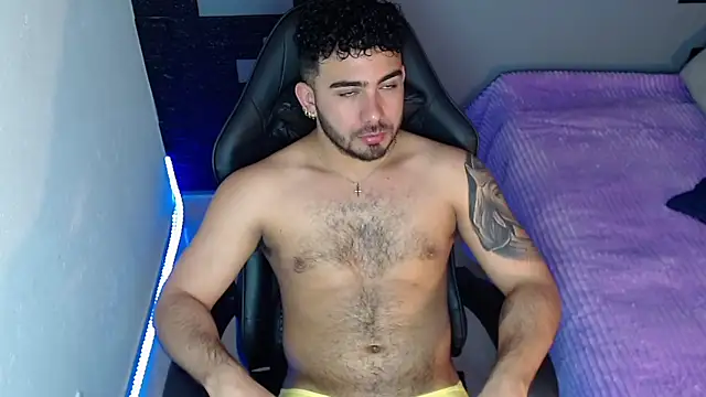 adamhairy online show from 11/08/25, 08:12