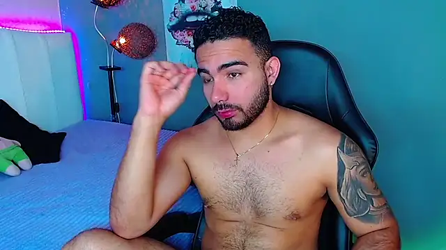 Snapshot of adamhairy chatting on 07/06/26, 07:49 adamhairy online show from 07/06/26, 07:49
