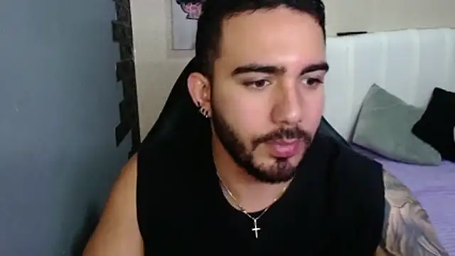 Snapshot of adamhairy chatting on 07/09/26, 05:45 adamhairy online show from 07/09/26, 05:45