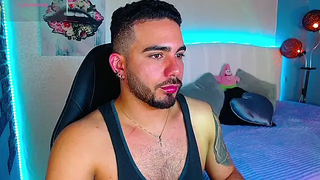Snapshot of adamhairy chatting on 07/15/26, 07:43 adamhairy online show from 07/15/26, 07:43
