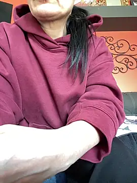 starsaligned online show from 04/15/26, 08:31