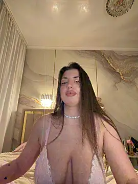 Snapshot of TiffaNoel chatting on 02/27/26, 04:07 TiffaNoel online show from 02/27/26, 04:07