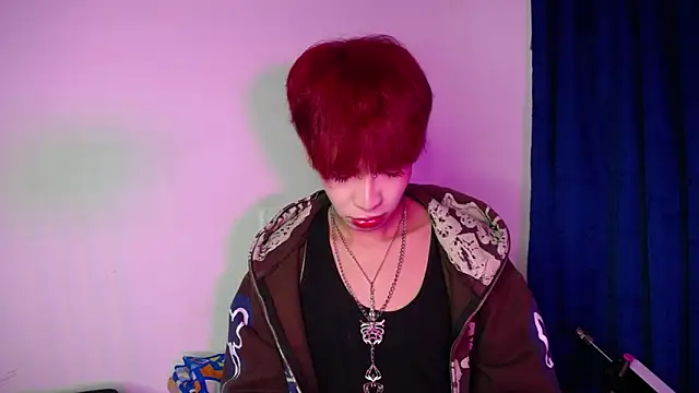 lucky stricke online show from 03/25/26, 02:44