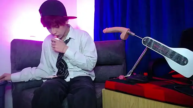 Snapshot of lucky_stricke chatting on 03/03/26, 04:19 lucky stricke online show from 03/03/26, 04:19