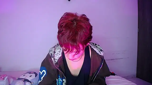 Snapshot of lucky_stricke chatting on 01/13/26, 05:00 lucky stricke online show from 01/13/26, 05:00