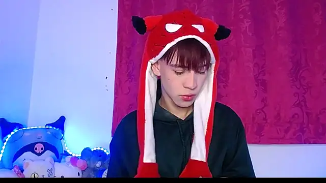 lucky stricke online show from 11/30/25, 02:56