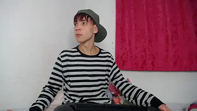 lucky stricke online show from 11/28/25, 06:24