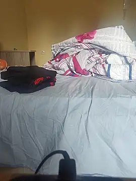 Snapshot of Nesch82 chatting on 02/22/26, 11:45 Nesch82 online show from 02/22/26, 11:45