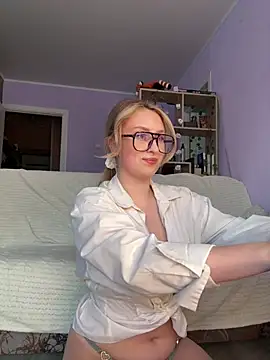 KassandraTress online show from 02/20/26, 03:36