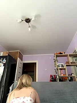 Snapshot of KassandraTress chatting on 10/07/25, 01:34 KassandraTress online show from 10/07/25, 01:34
