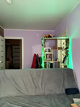 Snapshot of KassandraTress chatting on 10/18/25, 03:03 KassandraTress online show from 10/18/25, 03:03