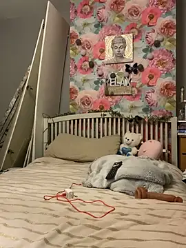 Sassylady online show from 12/19/25, 08:55