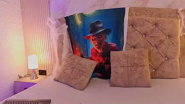 AnastasiaColeman online show from 10/29/25, 08:08