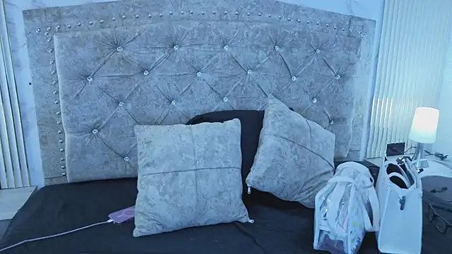 AnastasiaColeman online show from 03/16/26, 07:49