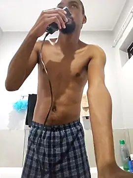 Snapshot of mojaymort chatting on 10/05/25, 01:35 mojaymort online show from 10/05/25, 01:35