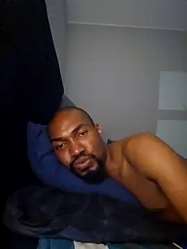 Snapshot of mojaymort chatting on 10/11/25, 09:38 mojaymort online show from 10/11/25, 09:38