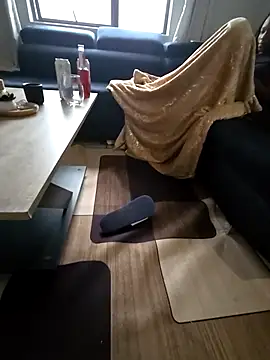 Snapshot of mojaymort chatting on 11/15/25, 04:00 mojaymort online show from 11/15/25, 04:00