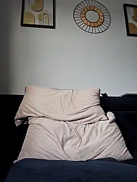 Snapshot of mojaymort chatting on 09/23/25, 02:57 mojaymort online show from 09/23/25, 02:57