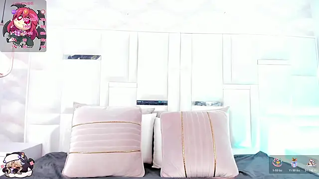 Im Molly Angel online show from 11/26/25, 08:42