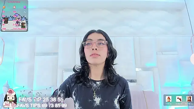 Snapshot of Im_Molly_Angel chatting on 01/06/26, 09:41 Im Molly Angel online show from 01/06/26, 09:41