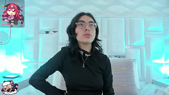 Im Molly Angel online show from 11/27/25, 07:36