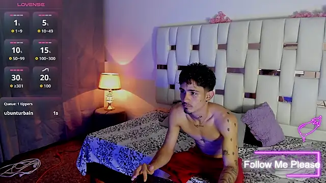 nextboywell1 online show from 03/05/26, 04:20