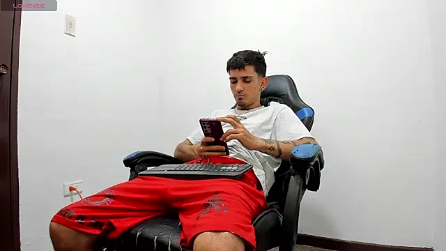 nextboywell1 online show from 02/26/26, 07:14