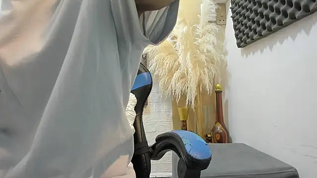 nextboywell1 online show from 02/13/26, 07:25