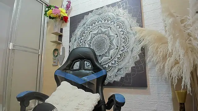 nextboywell1 online show from 02/11/26, 08:31