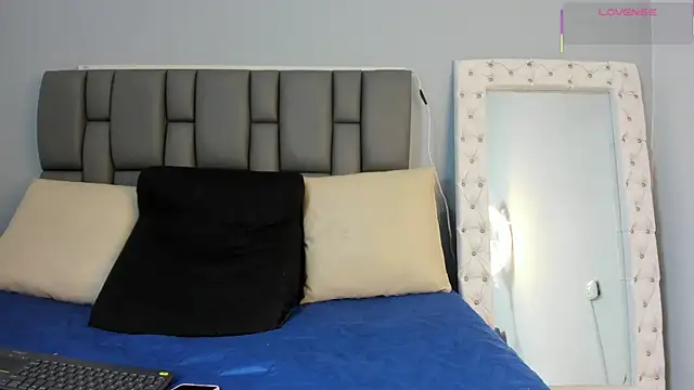  jasmine blush online show from 10/01/25, 01:59