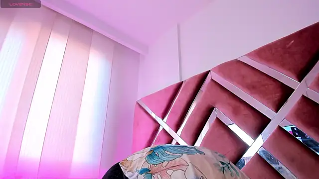  jasmine blush online show from 03/15/26, 12:56