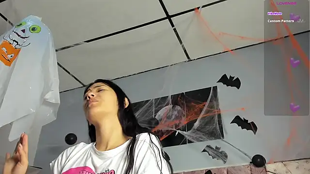  jasmine blush online show from 10/31/25, 12:02