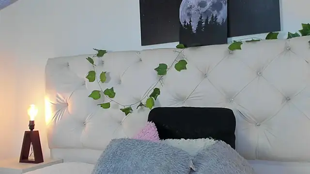  jasmine blush online show from 09/30/25, 02:34