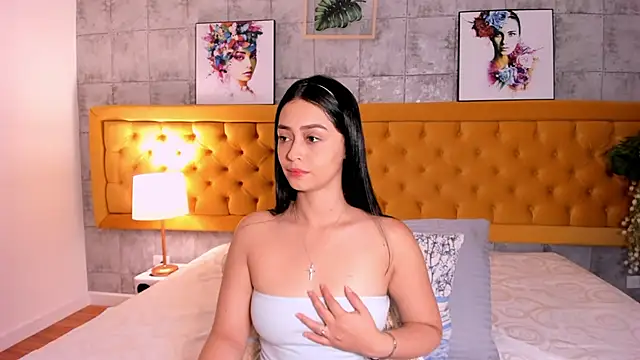 EmilyyRamirez online show from 10/25/25, 02:17