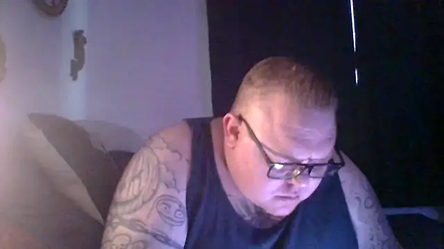 Snapshot of GingerSnap4444 chatting on 05/24/26, 05:13 GingerSnap4444 online show from 05/24/26, 05:13
