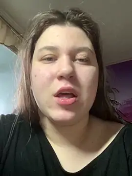 Kemeli008 online show from 10/28/25, 11:20