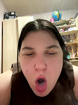 Kemeli008 online show from 11/26/25, 11:38