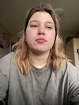 Kemeli008 online show from 10/17/25, 12:29