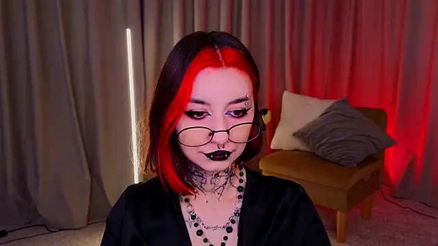 Mistress  Marcelline online show from 05/13/26, 02:07