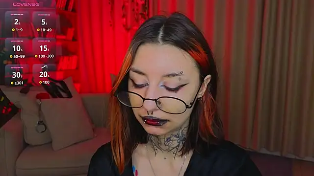 Mistress  Marcelline online show from 04/07/26, 01:40