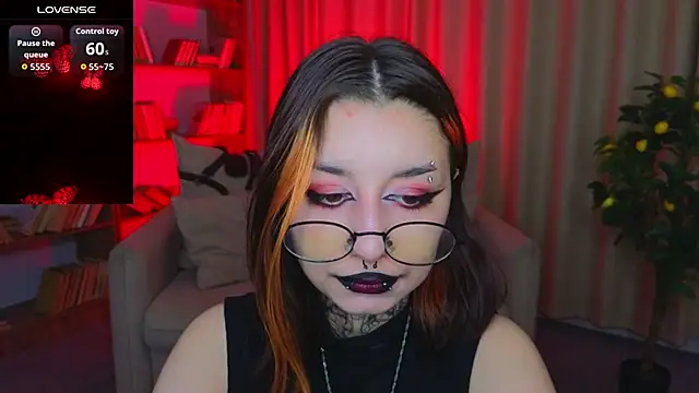 Mistress  Marcelline online show from 04/29/26, 01:32